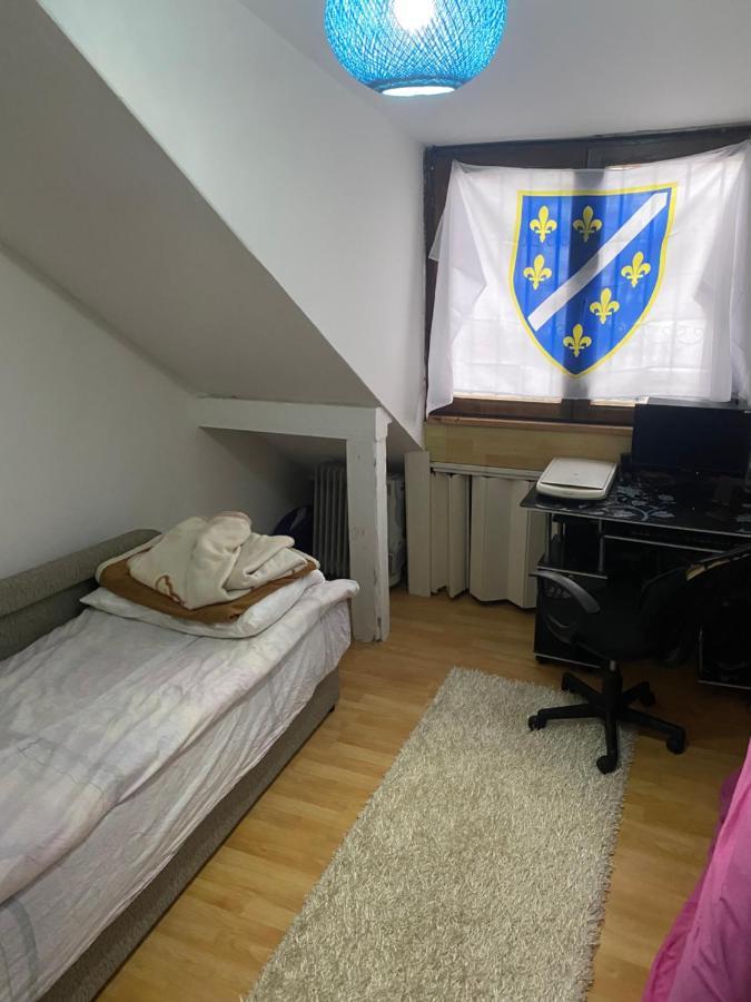 Asja Guest House Lukavac Extérieur photo